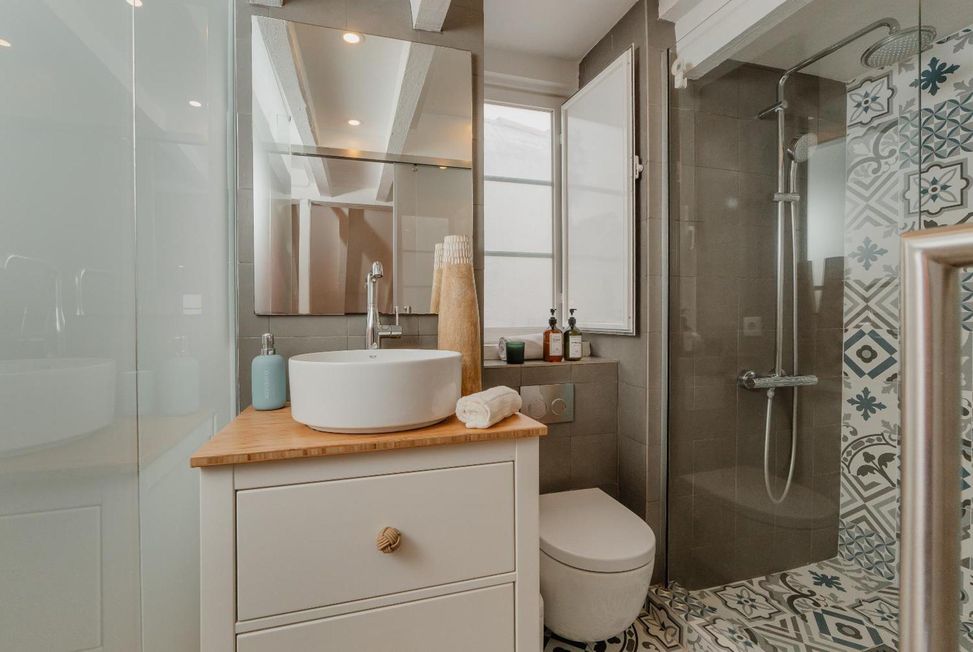 Stylish Getaway In A Mezzanine Flat By The Castle Apartman Lisboa Kültér fotó