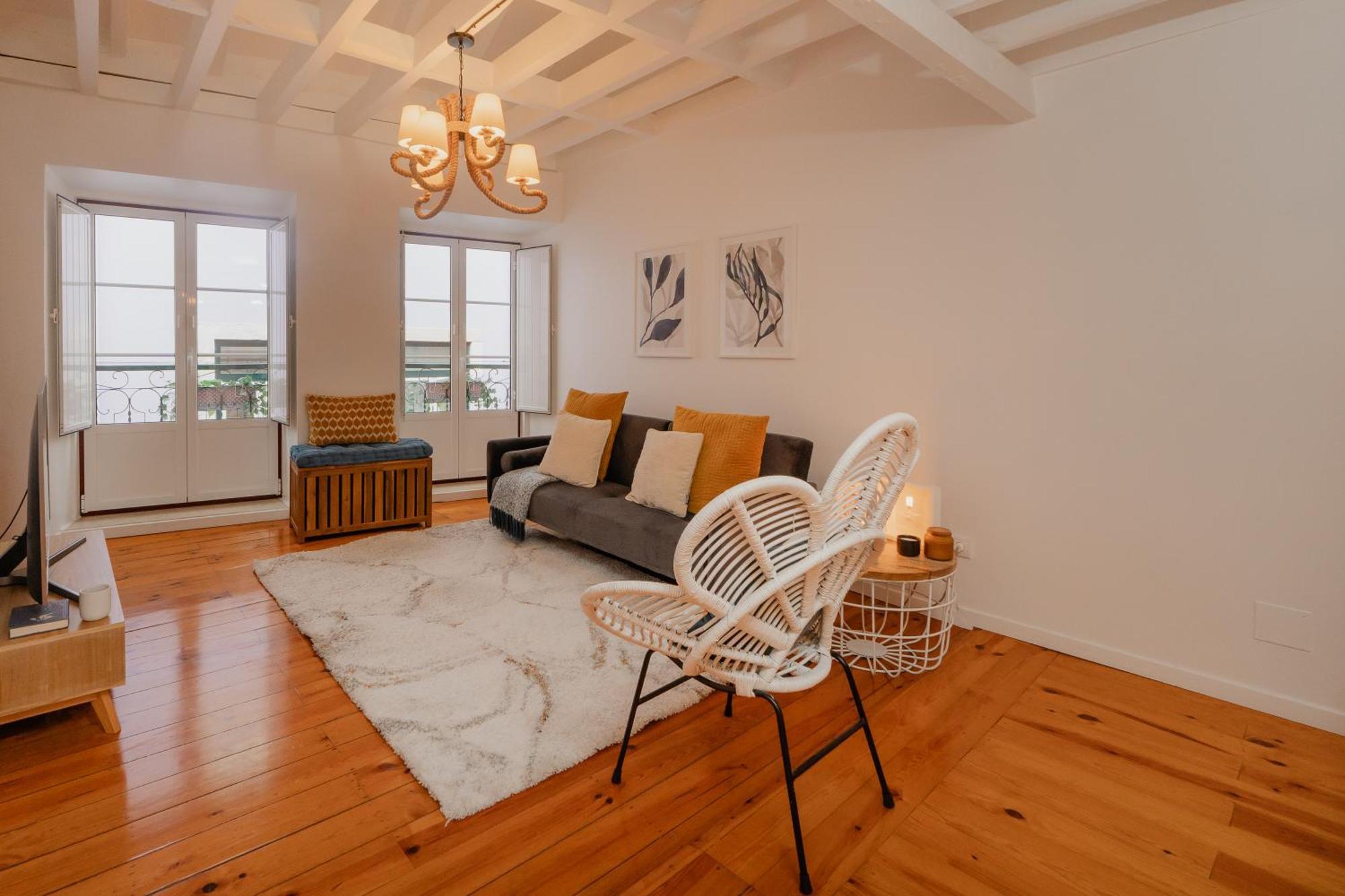 Stylish Getaway In A Mezzanine Flat By The Castle Apartman Lisboa Kültér fotó